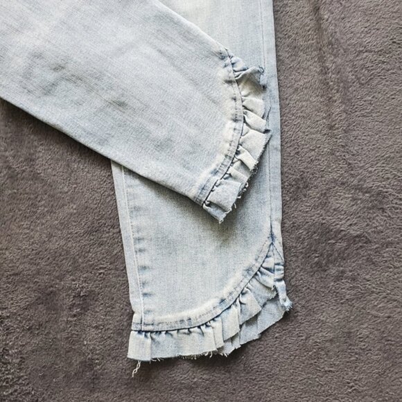 CeCe Classic Skinny Jeans with Ruffled, Raw Hems Size 8 - Picture 2 of 5